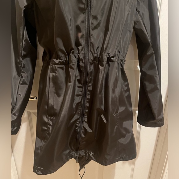 Khaki hooded raincoat - Picture 3 of 12